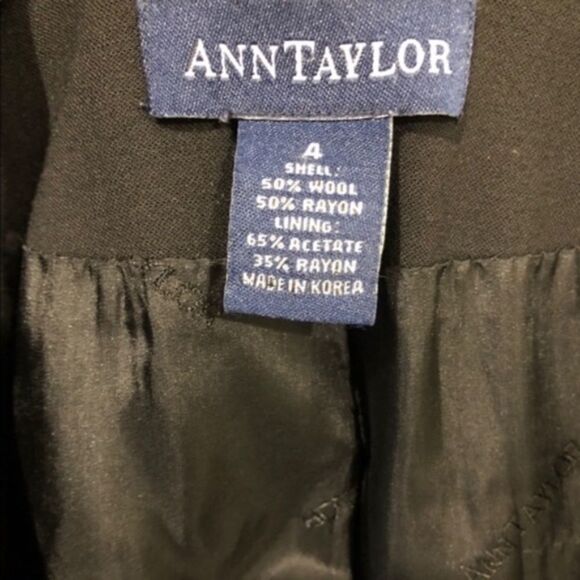 Ann Taylor Black Wool-Blend Blazer – Size 4 - Picture 4 of 5